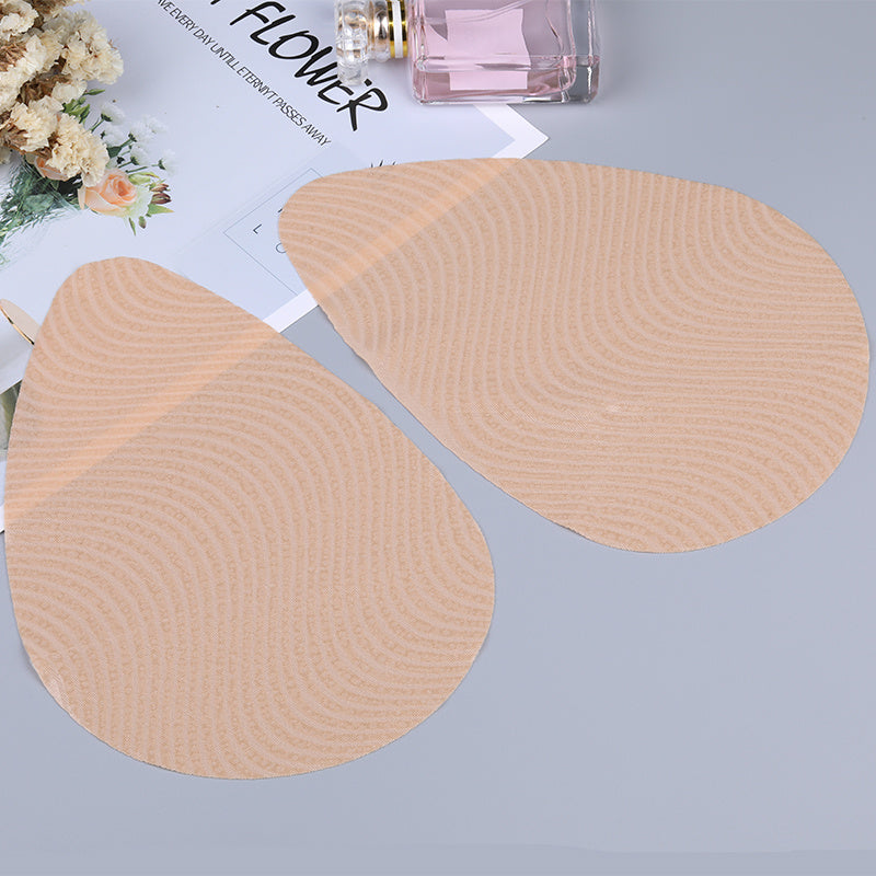 Invisible water droplets on breast lift