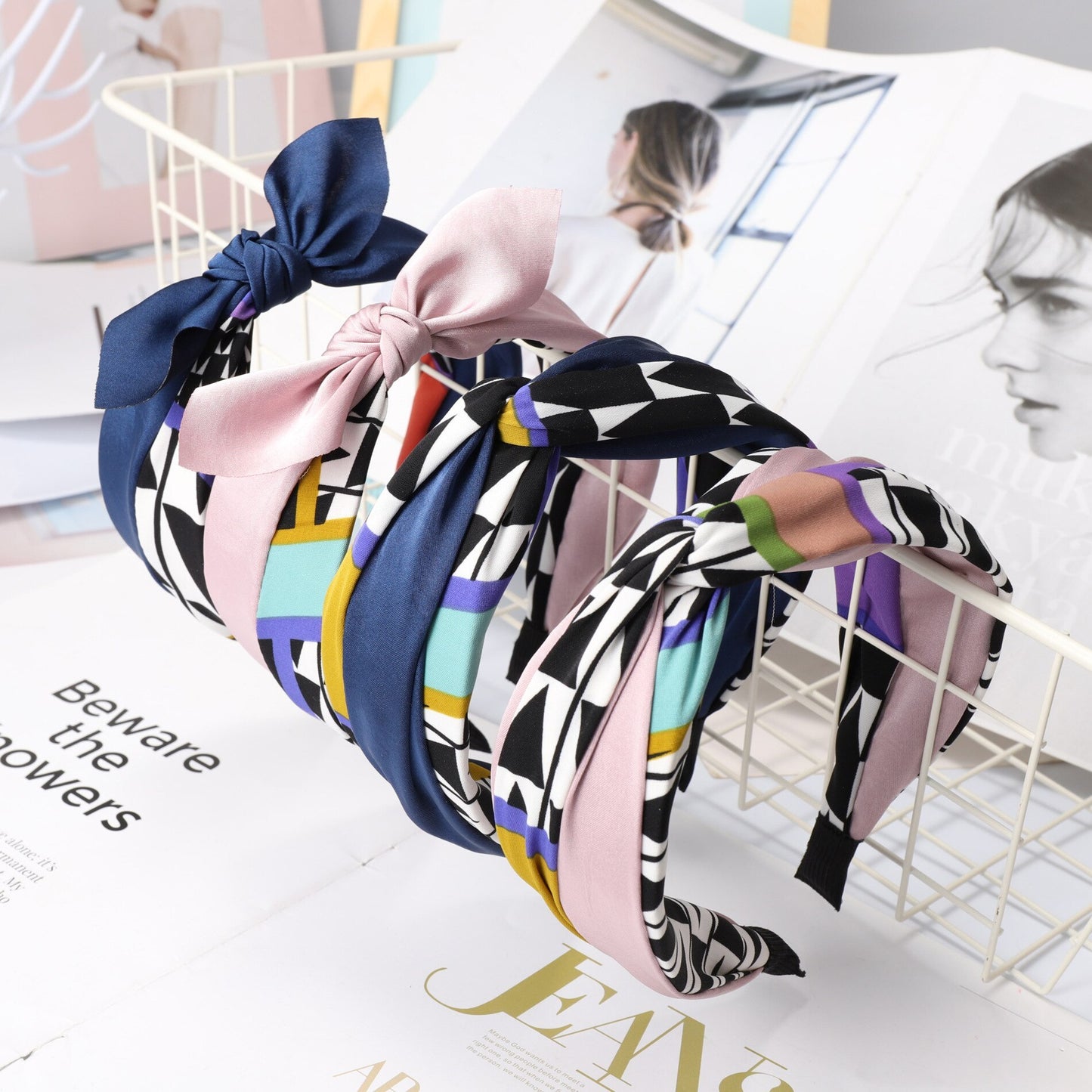 Women's broadside polka dot stitching hair band